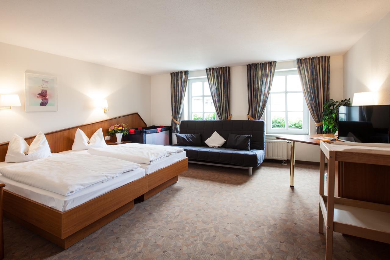 Hotel Reussischer Hof Schmölln Exteriér fotografie