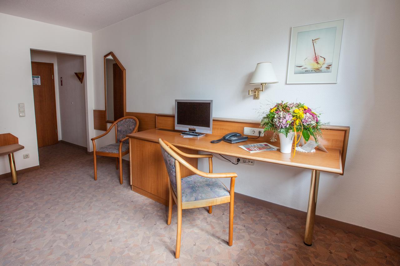 Hotel Reussischer Hof Schmölln Exteriér fotografie